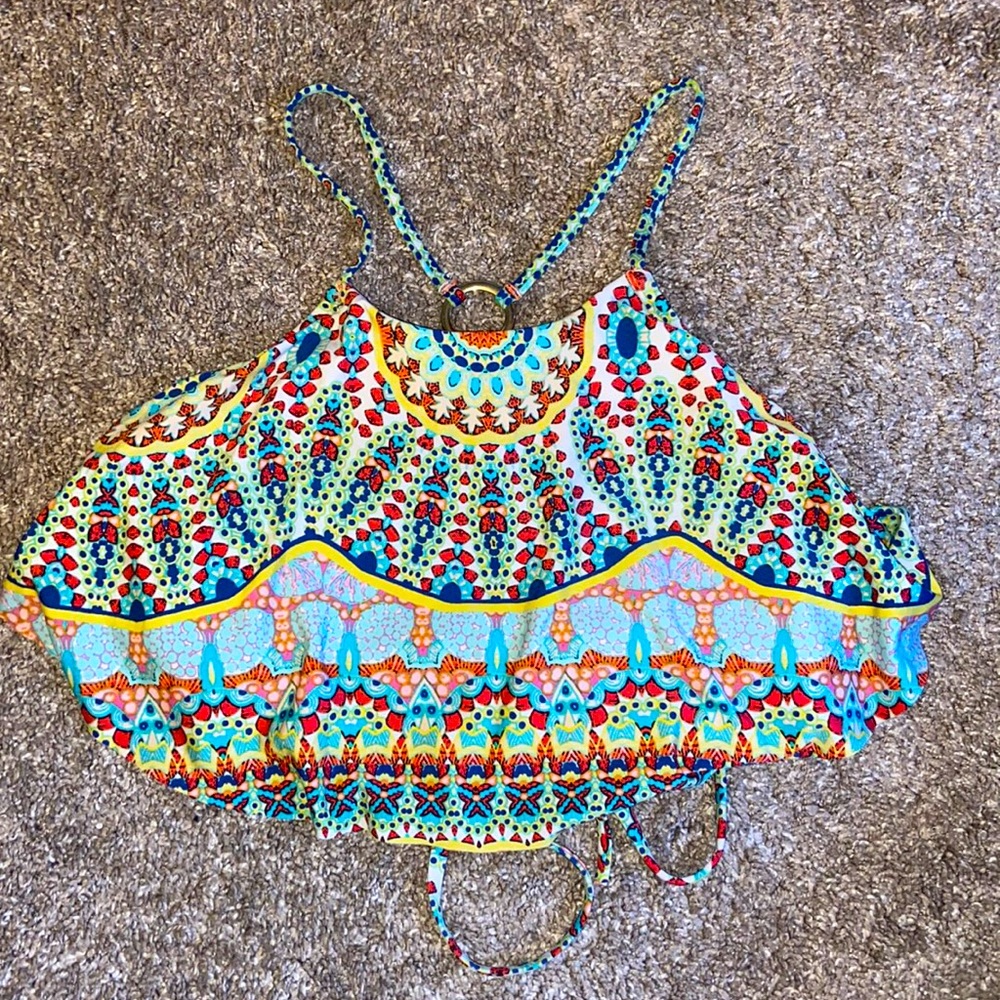 Ana Patterned Flowy Bikini Top